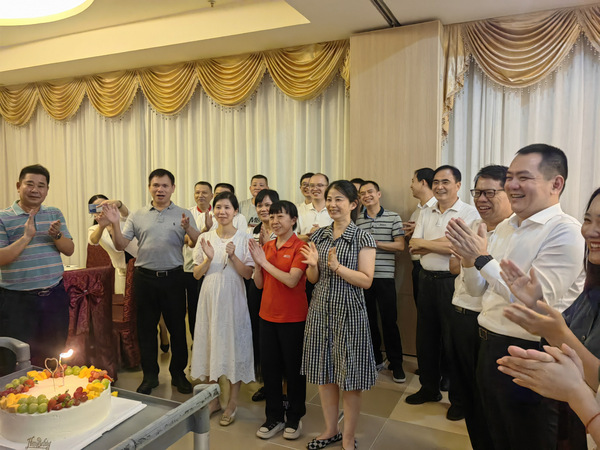 图片:1-生日会